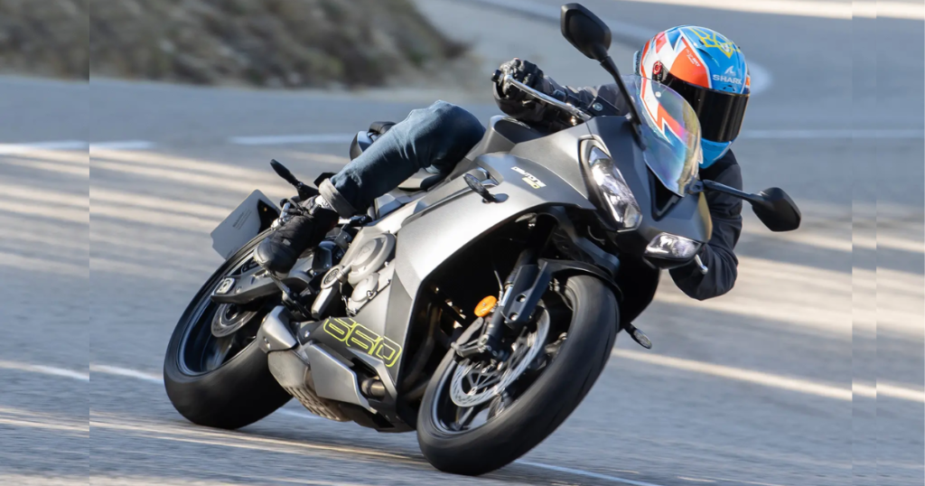 Triumph Daytona 660